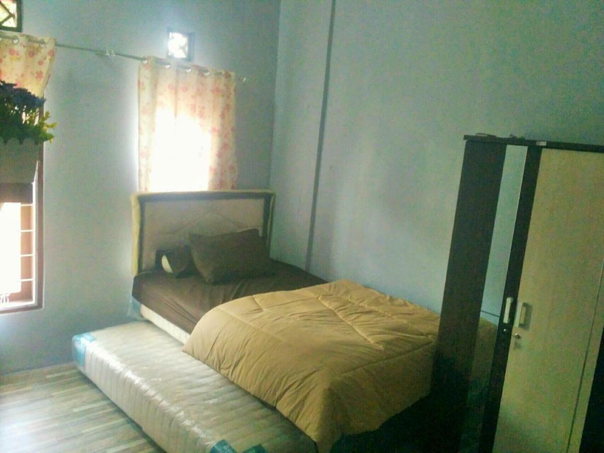Homestay Bumi Asri III Cikutra Bandung Buitenkant foto